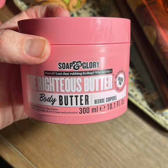 Soap & Glory Original Pink lotion & wash - Picture 6 of 7